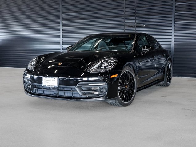 2023 Porsche Panamera Platinum Edition