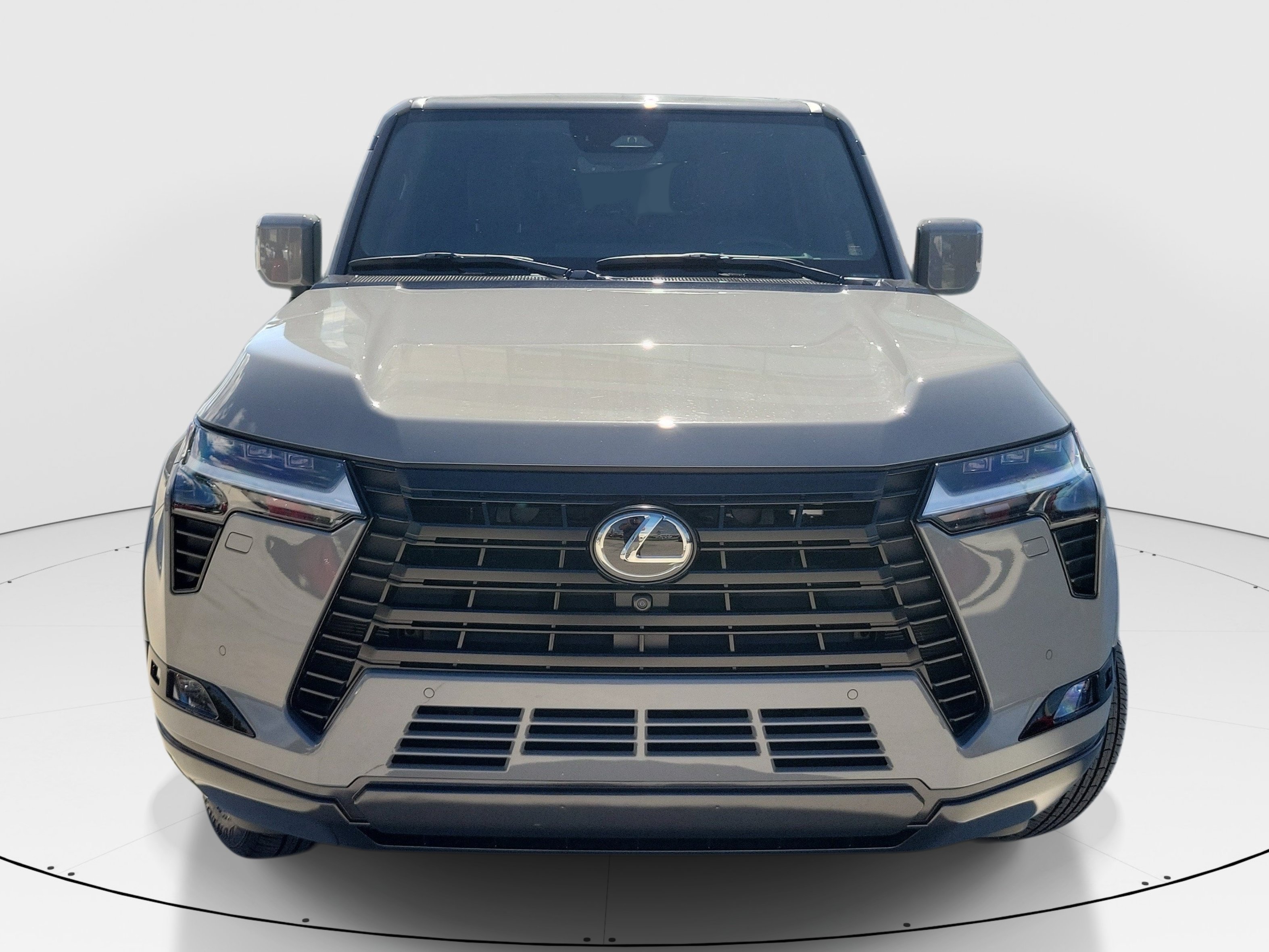 Used 2025 Incognito Lexus 550 Premium+ image 4