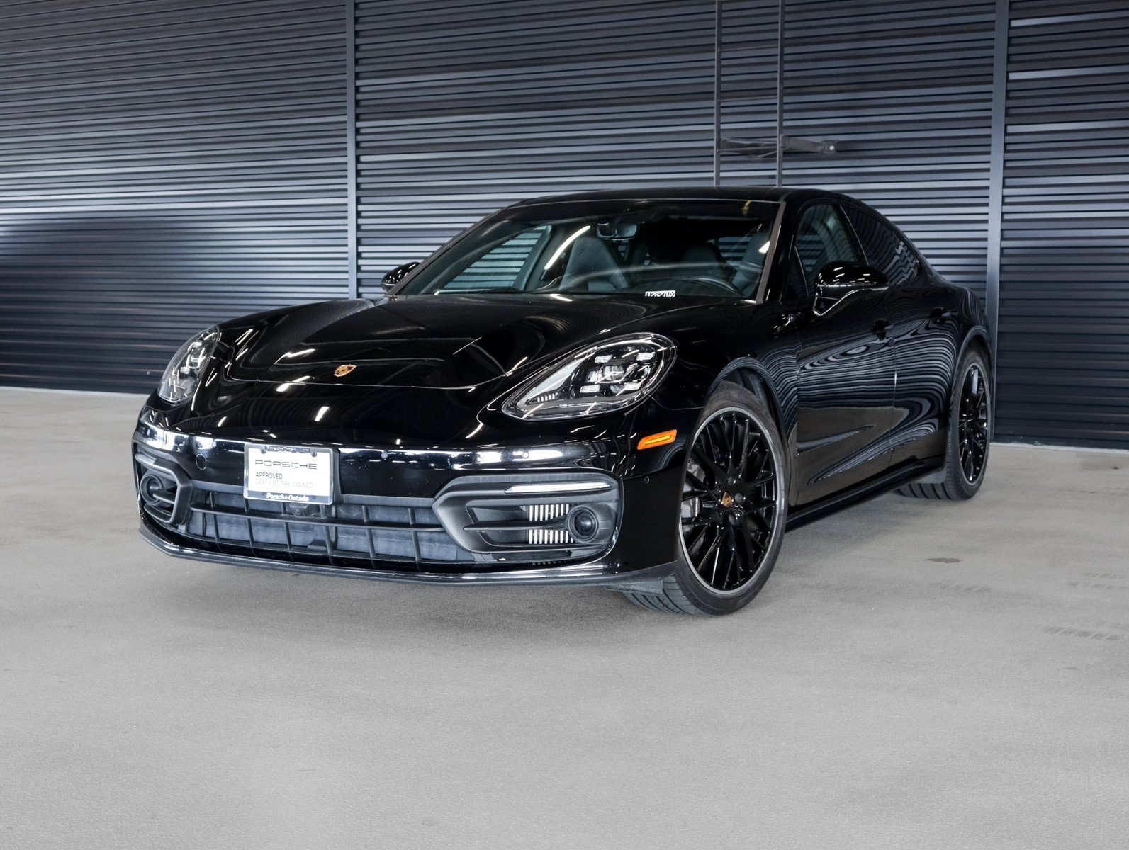 2023 Porsche Panamera