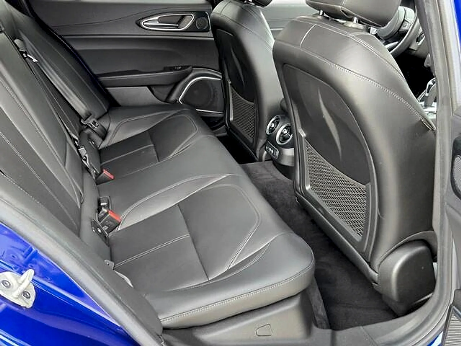 Used 2022 Anodized Blue Metallic Alfa Romeo Sprint RWD image 15