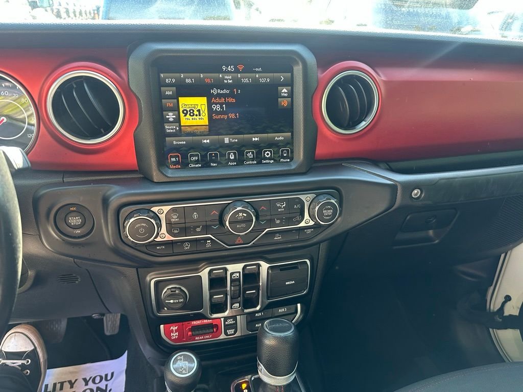 Certified Used 2022 White Jeep Rubicon image 13