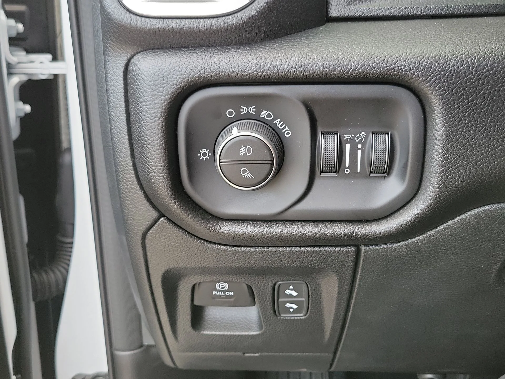 2026 RAM 1500 Big Horn/Lone Star - Photo 13