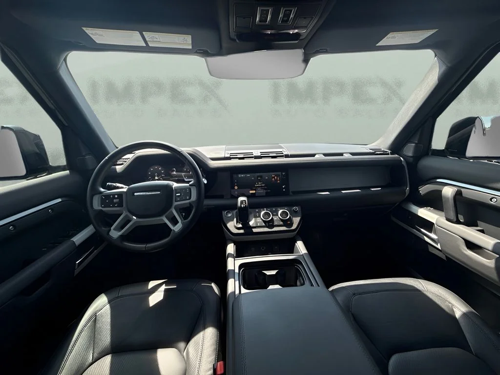 Used 2024 Gray Land Rover S image 8