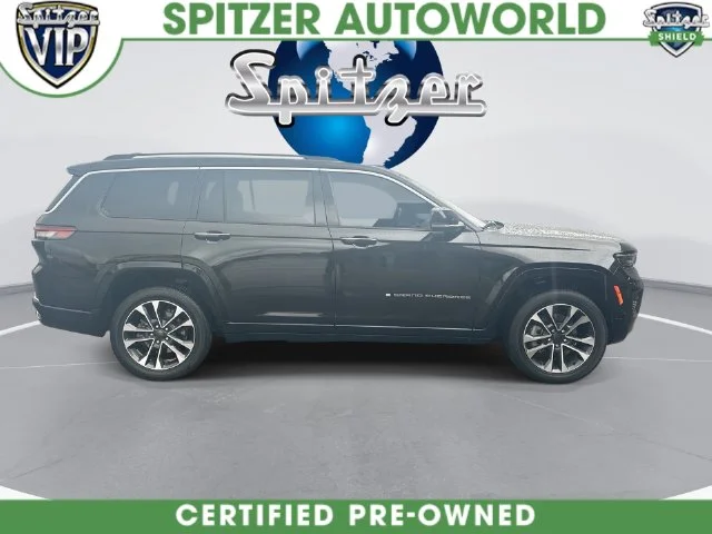 Certified Used 2022 Black Jeep Overland image 11