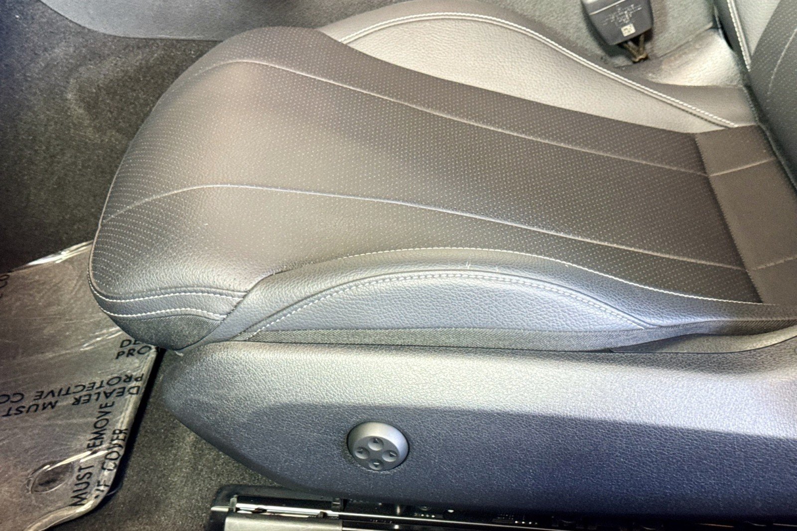 Certified Used 2026 Cirrus Silver Metallic Mercedes-Benz CLE 300 4MATIC® Coupe image 18