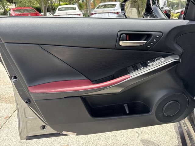 2023 Lexus IS 300 - Photo 13