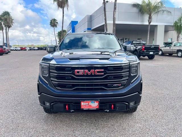 Used 2022 TITANIUM RUSH METALLIC GMC AT4 image 2