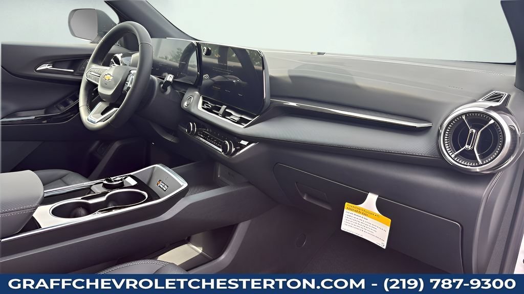 New 2027 Summit White Chevrolet LT image 43