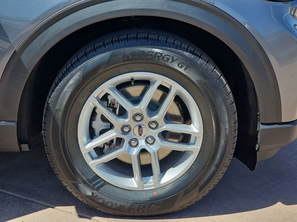 New 2026 Carbonized Gray Metallic Ford Active image 41