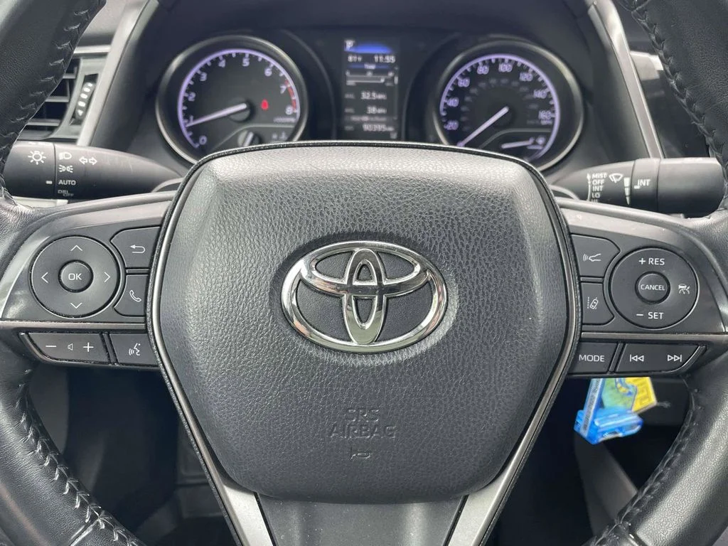 Used 2022 Black Toyota SE image 24