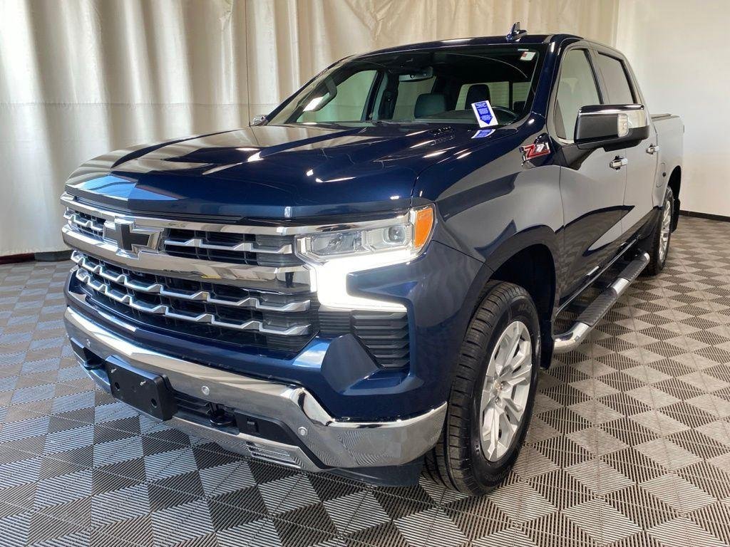 Used 2022 Blue Metallic Chevrolet LTZ image 5