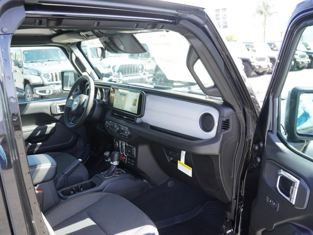 New 2026 Black Clear-Coat Exterior Paint Jeep Willys image 20