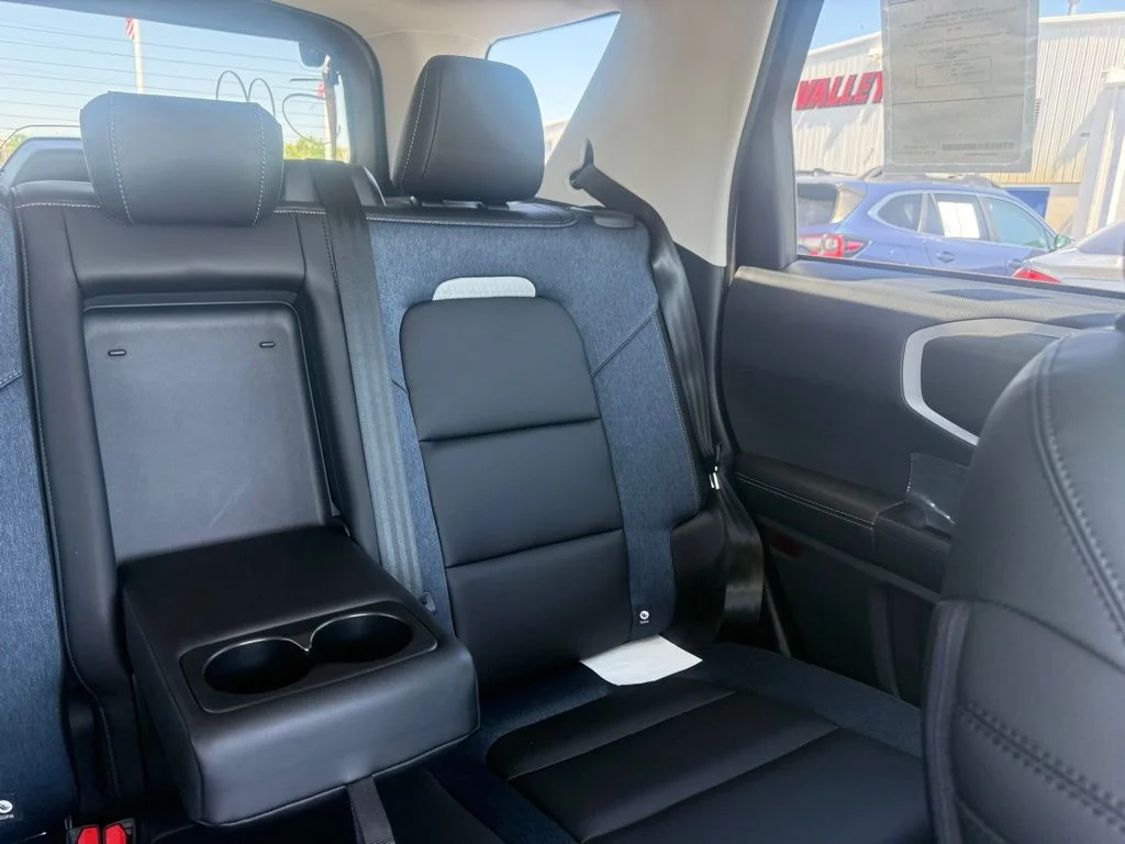 New 2026 Azure Gray Metallic Tri-Coat Ford Outer Banks® image 51