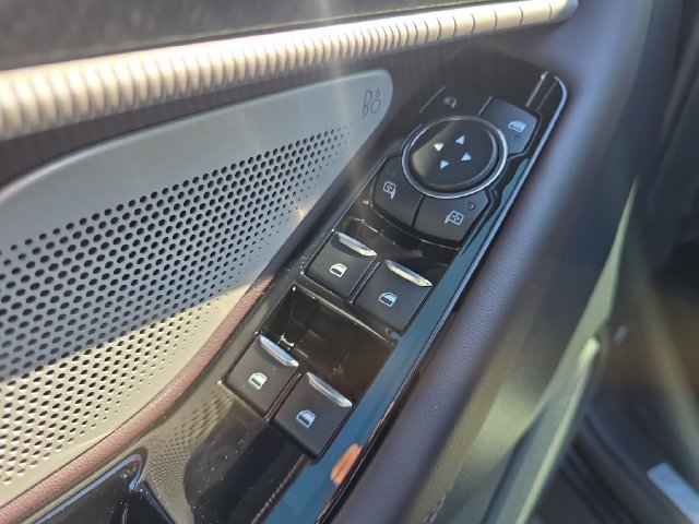 New 2026 Agate Black Metallic Ford Platinum™ image 43