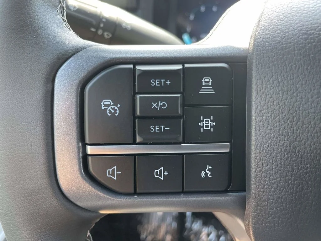 New 2026 Avalanche Ford XLT image 24