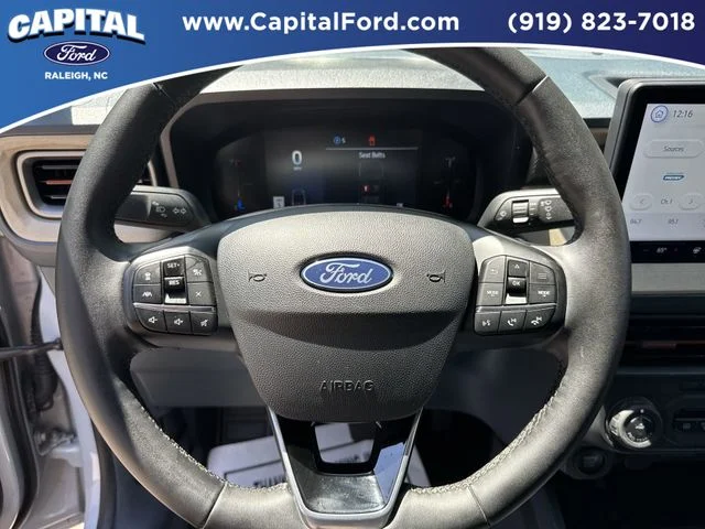 Used 2025 White Ford Lariat image 24