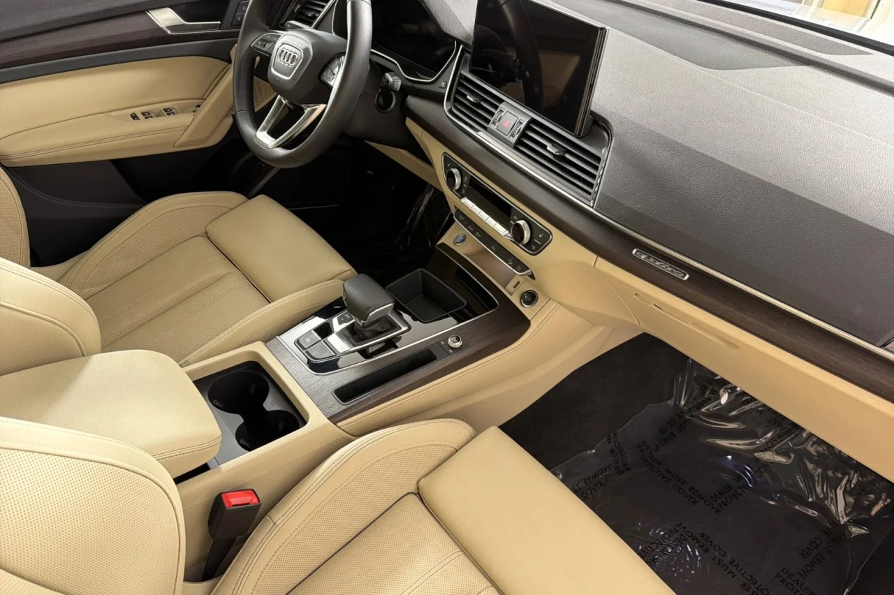 Used 2023 FLORETT SILVER MET Audi S line Premium Plus image 14