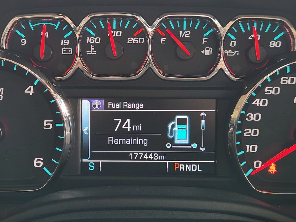 Used 2017 Quicksilver Metallic GMC SLE image 17