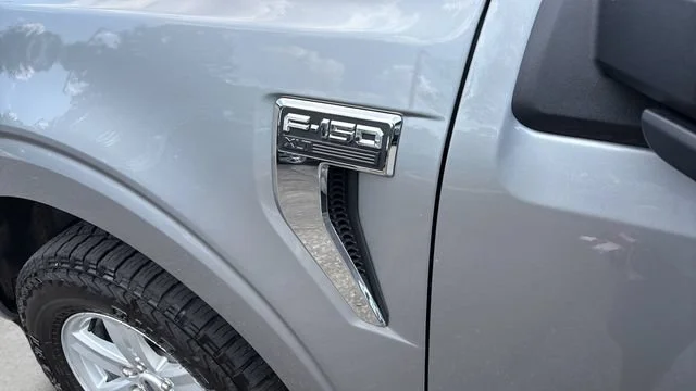 Used 2023  Ford XL image 38