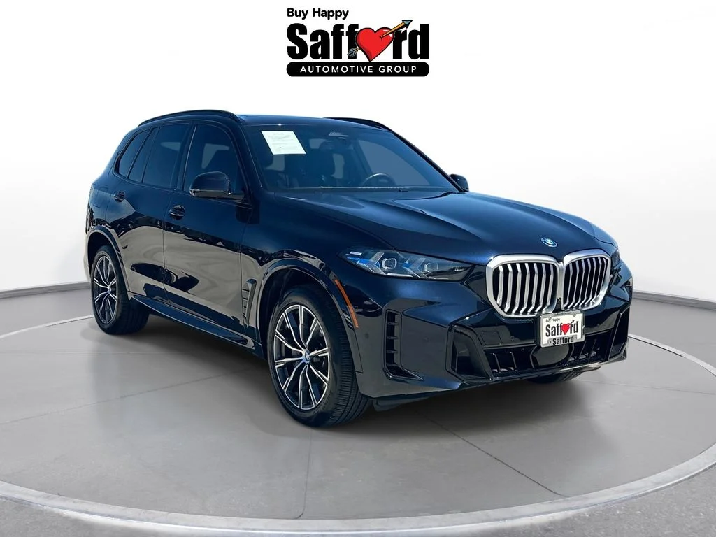Used 2025 Black BMW xDrive50e image 10