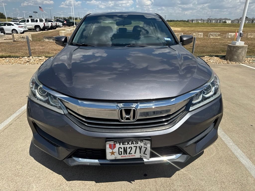 Used 2016  Honda LX image 14