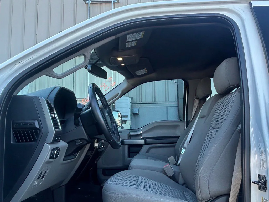 Used 2018 Oxford White Ford XLT image 9