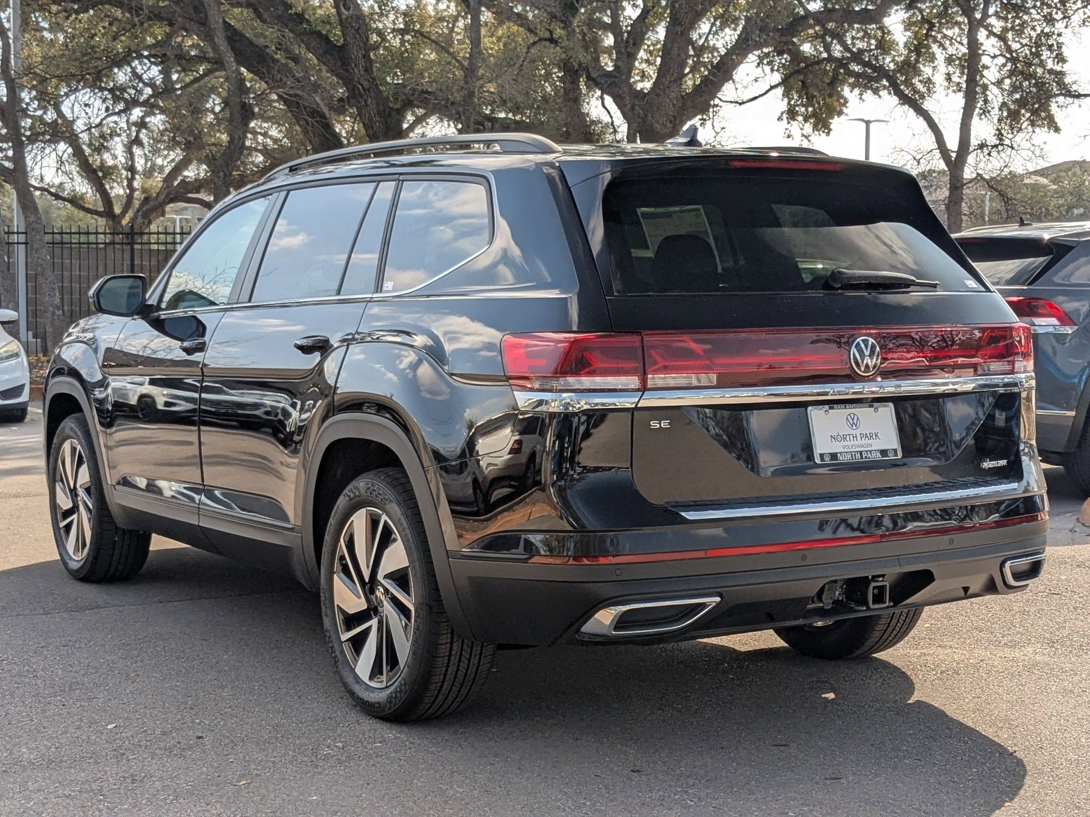 New 2026 Deep Black Pearl Volkswagen 2.0T SE w/Technology image 3