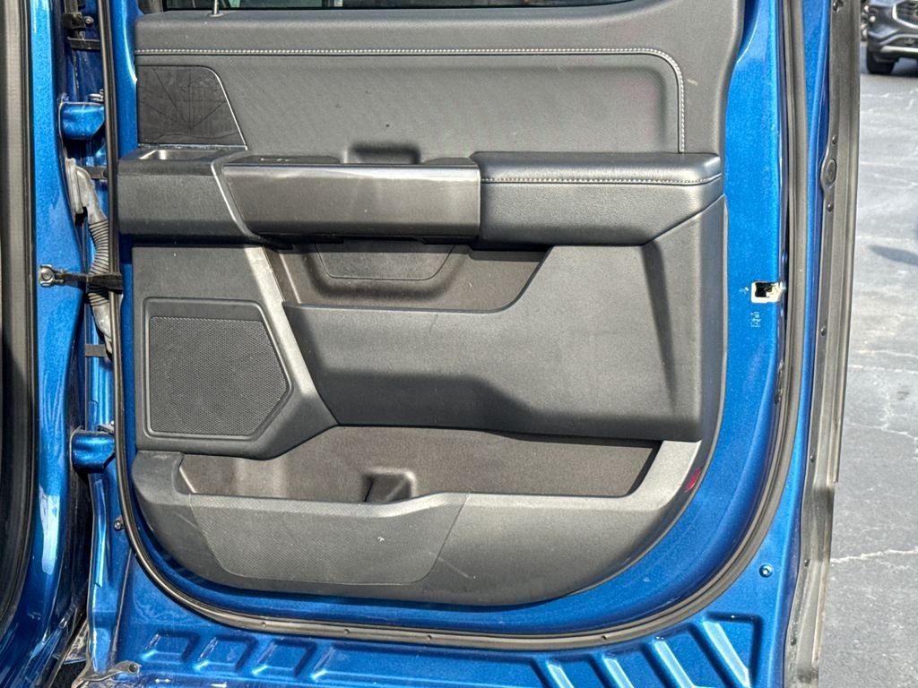Used 2023 Blue Ford XLT image 16