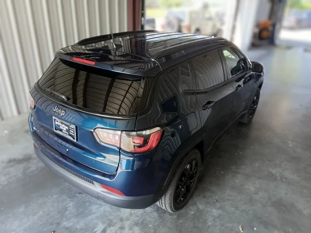New 2026 Fathom Blue Pearl Coat Jeep Latitude image 18
