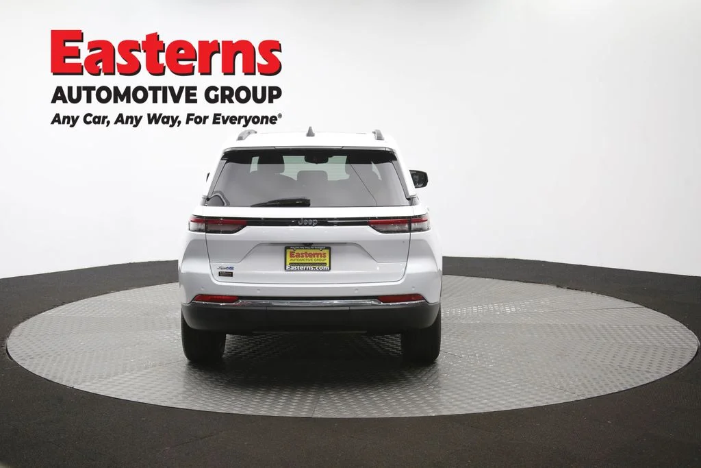 Used 2023 White Jeep 4xe image 39