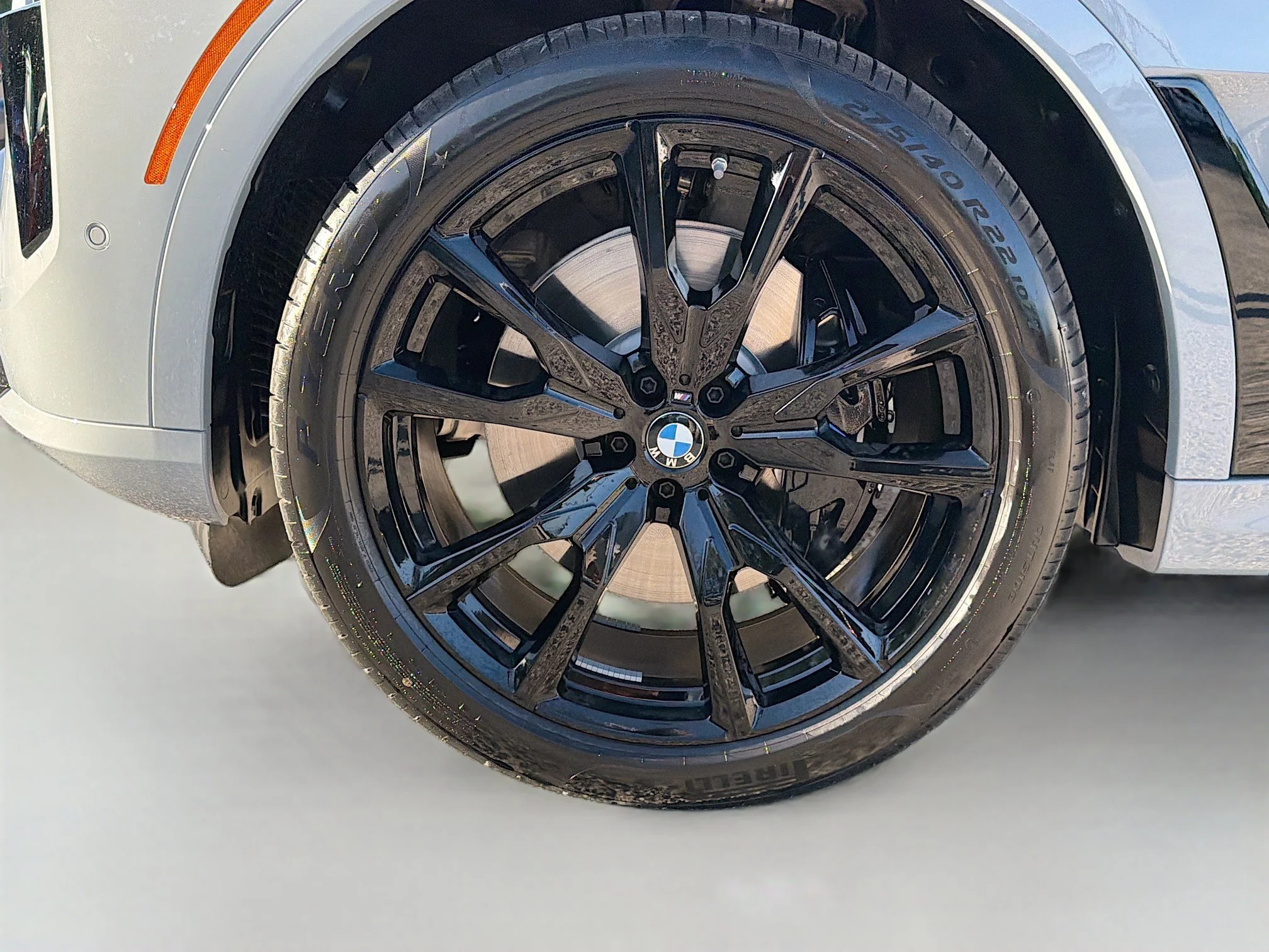 New 2027 Brooklyn Grey Metallic BMW xDrive40i image 42