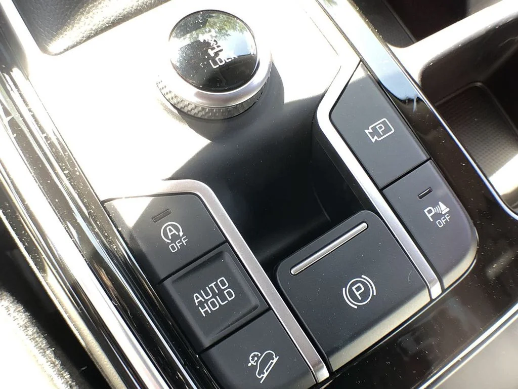 Used 2022 Black Kia SX image 37