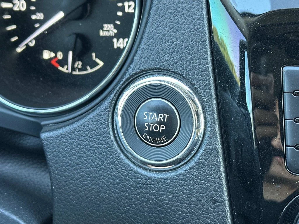 Used 2019 Silver Nissan SV image 32