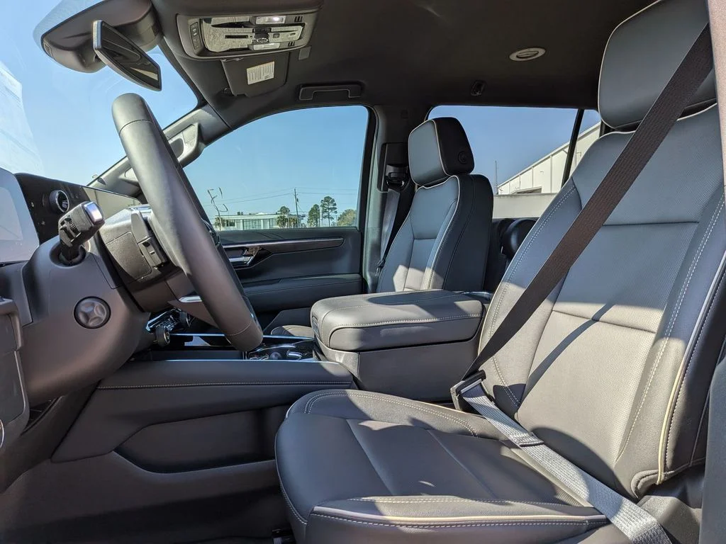 2026 Chevrolet Suburban Premier - Photo 16