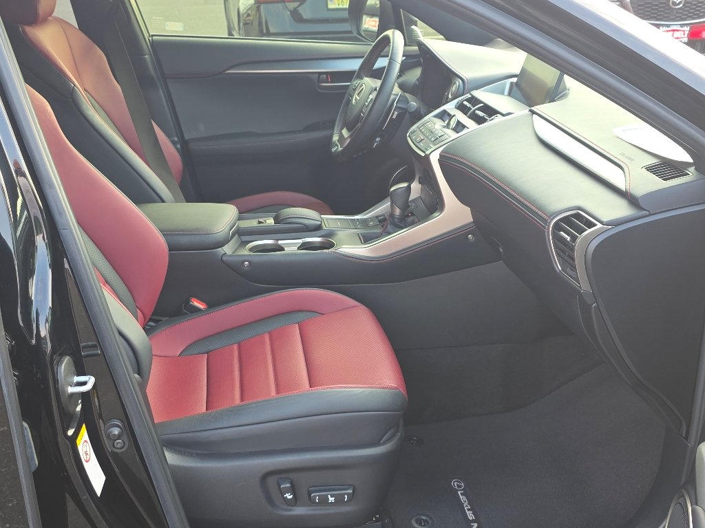 Used 2017 Obsidian Lexus 200t F Sport image 22