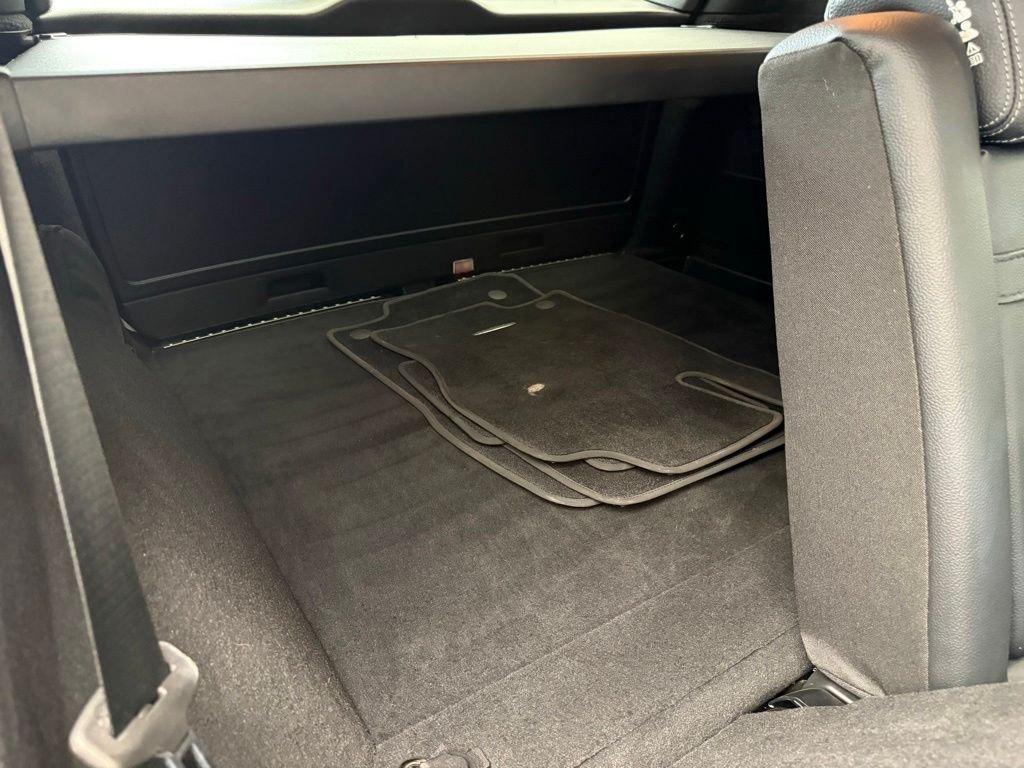 Used 2019 White Mercedes-Benz GLE 400 image 76