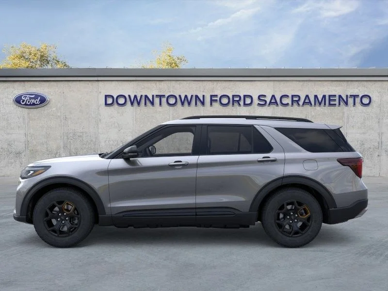 New 2026 Gray Ford Tremor image 4