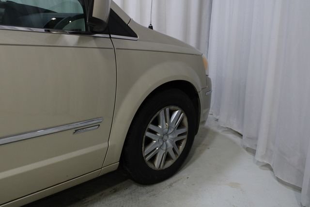 Used 2010 Gold Chrysler Touring image 24