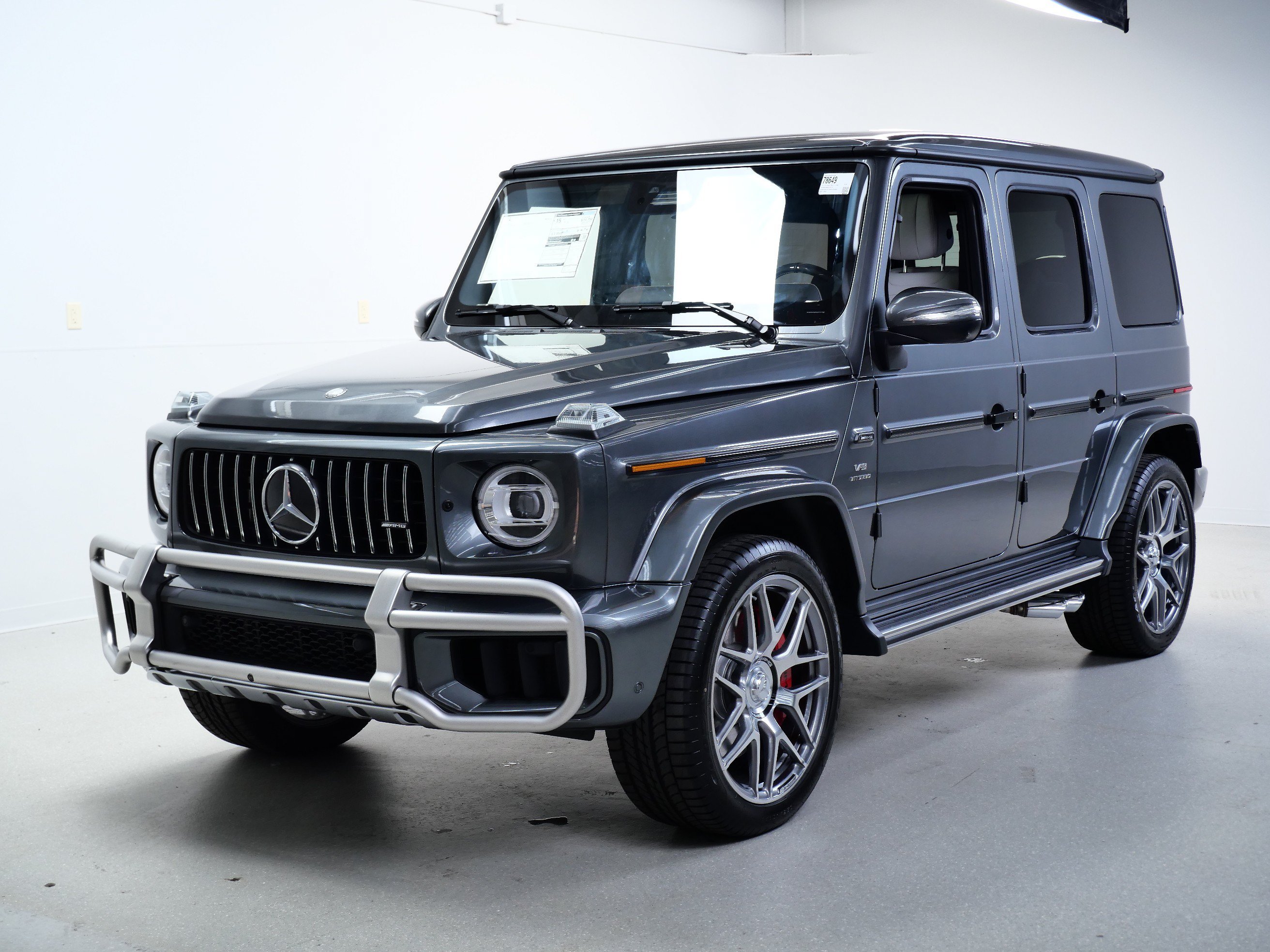 New 2027 MANUFAKTUR Graphite Metallic Mercedes-Benz AMG® G 63 SUV image 6