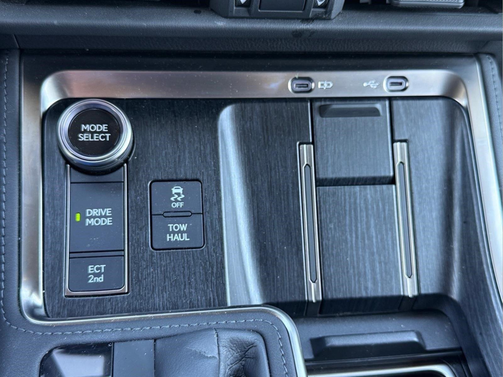Used 2025 Incognito Lexus GX 550 Luxury+ image 9