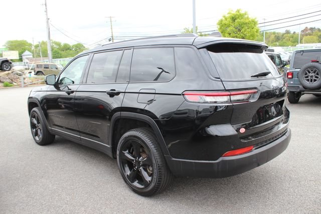 Used 2024 Black Jeep Limited image 31