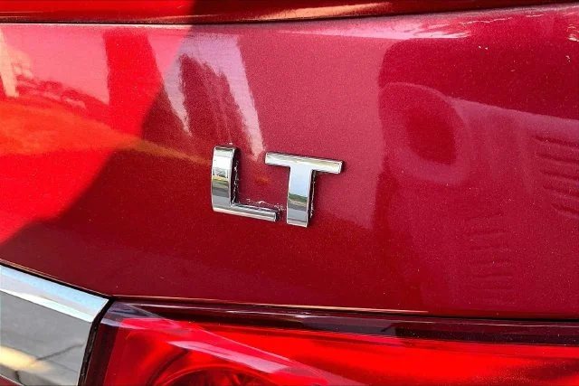 Used 2011 Crystal Red Metallic Tintcoat Chevrolet 2LT image 8