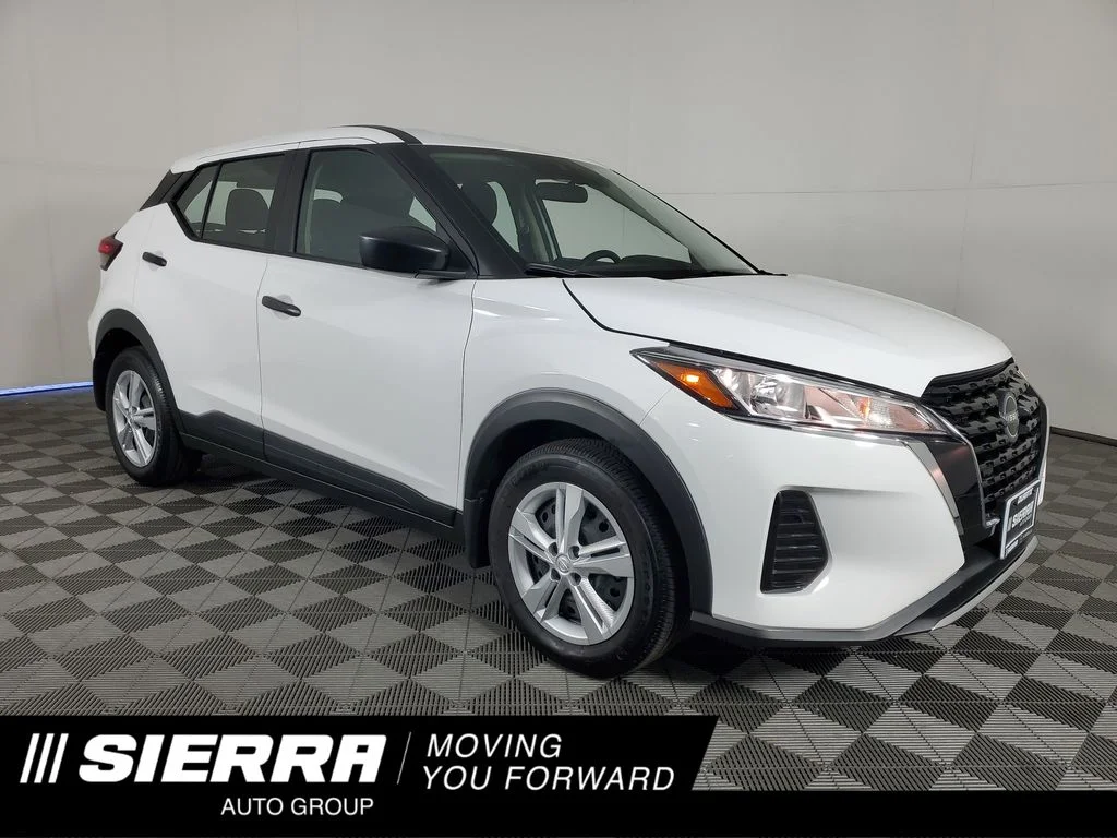 2025 Nissan Kicks Play 1.6 FWD's photo