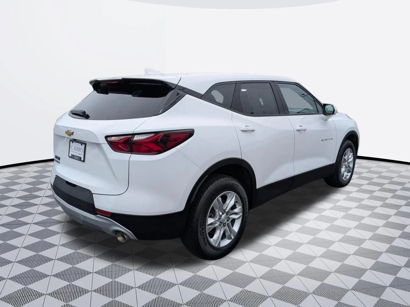 Used 2022 Summit White Chevrolet LT image 5