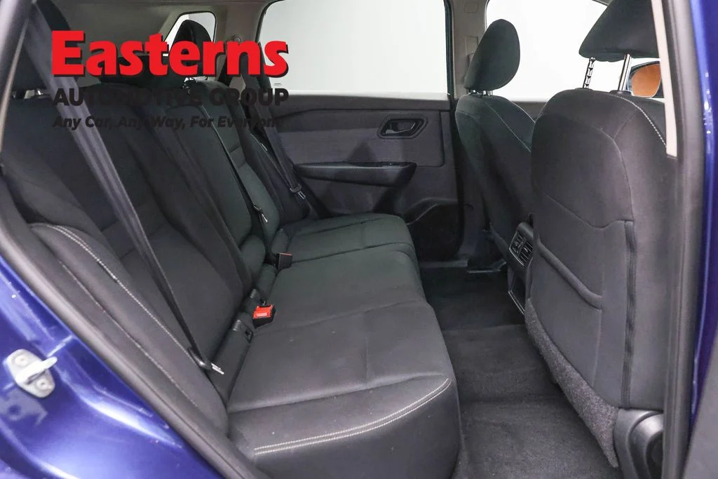Used 2023 Blue Nissan S image 24