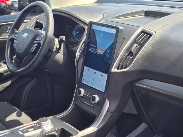 Used 2022 Gray Ford SE image 6