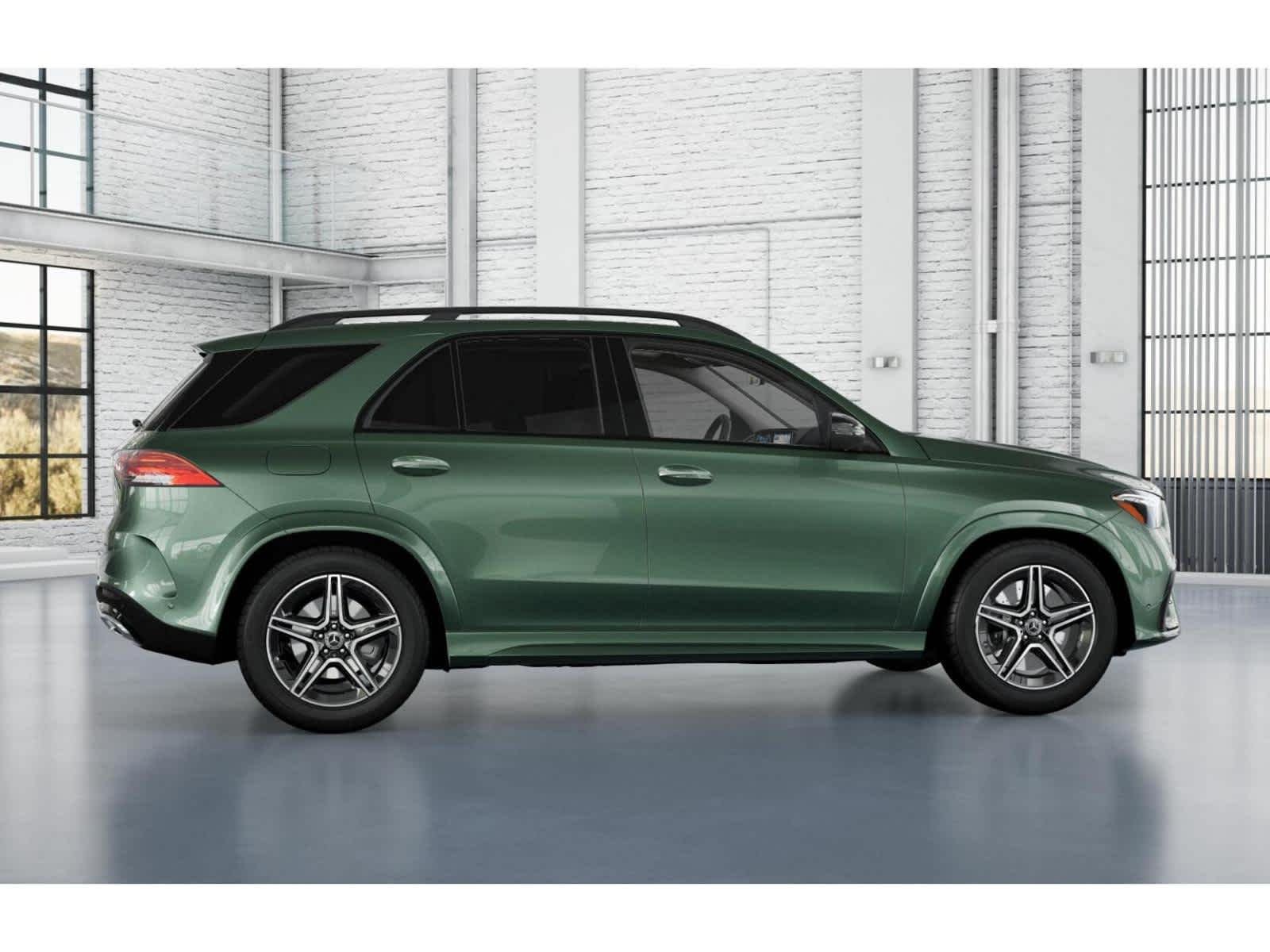New 2026 MANUFAKTUR Ireland Mid Green Metallic Mercedes-Benz GLE 450 image 16