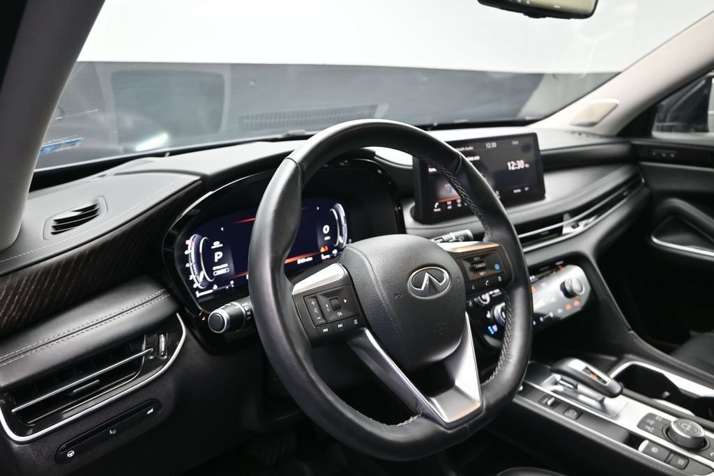 Certified Used 2023 Blue INFINITI Sensory image 13
