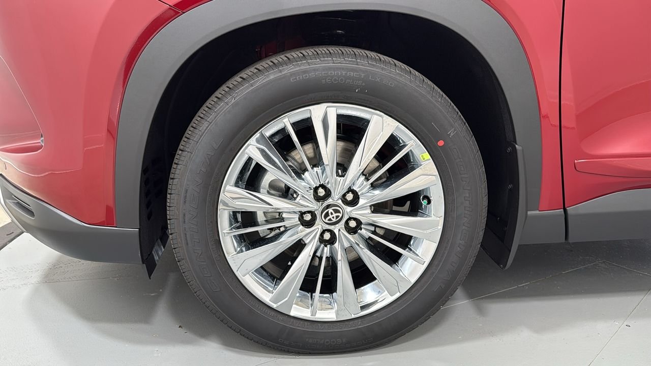 New 2026 Ruby Flare Pearl <sup>1</sup> Toyota  Platinum image 25