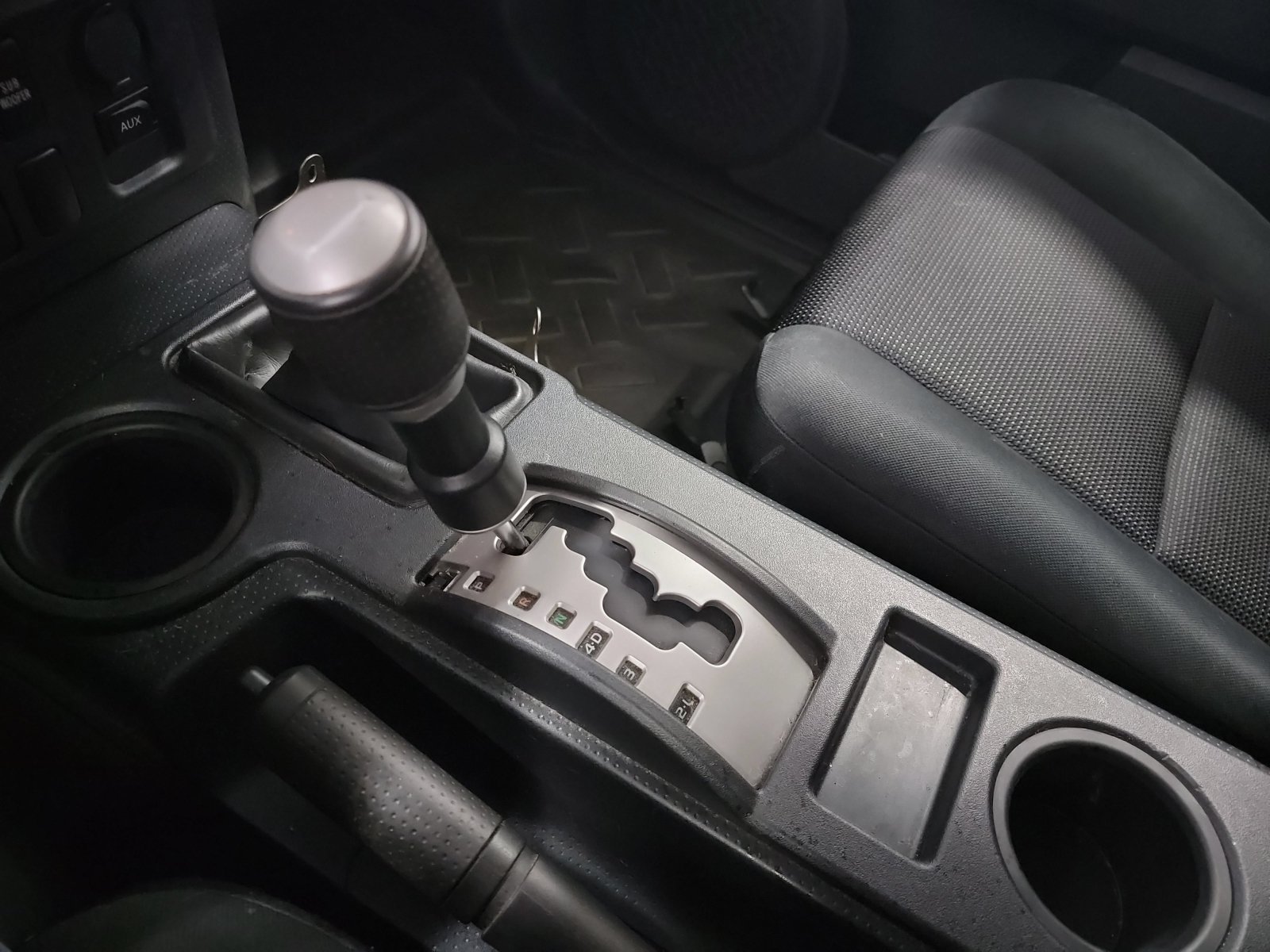 Used 2008 Brick Toyota Base image 26